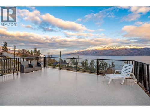 6178 Lipsett Ave, Peachland, BC, V0H1X7 | Card Image
