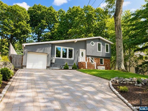 11 Monhegon Ave, ROCKAWAY, NJ, 07866-1807 | Card Image