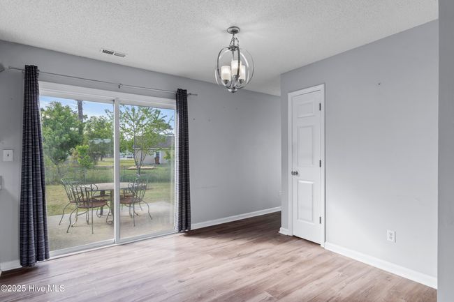 504 Mcfadyen Cir, House other with 3 bedrooms, 2 bathrooms and 2 parking in Hubert NC | Image 6