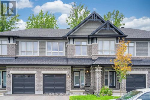 1016 Eider St, Manotick, ON, K4M0P5 | Card Image