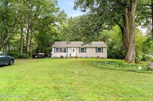 150 Disbrow Hill Rd, MILLSTONE TOWNSHIP, NJ, 08535-6006 | Card Image