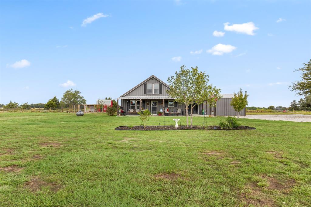 Well Service Rd, Bowie, TX 76230