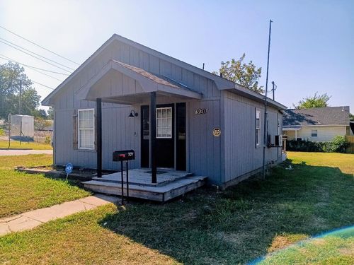 920 E 13th St, Okmulgee, OK, 74447-6002 | Card Image