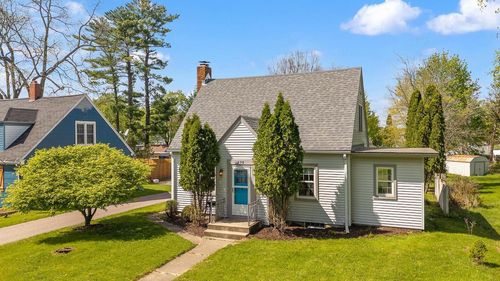 275 8th St, Reedsburg, WI, 53959-1221 | Card Image
