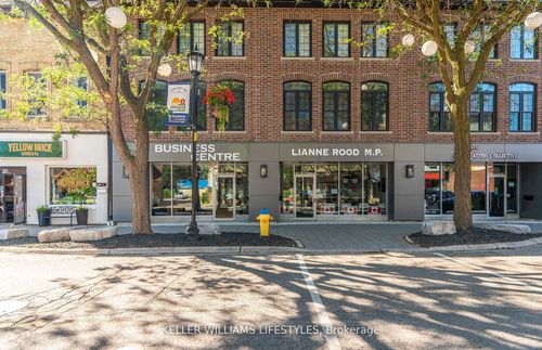 67 Front St W, Strathroy, ON, N7G1X6 | Card Image