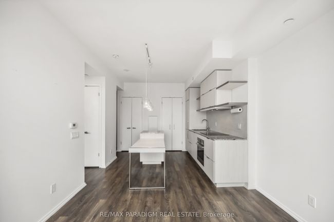 4301 - 197 Yonge St, Condo with 1 bedrooms, 1 bathrooms and null parking in Toronto ON | Image 14