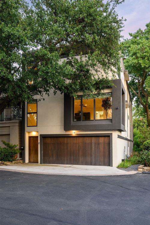 4610 Christopher Pl, Dallas, TX, 75204-1611 | Card Image