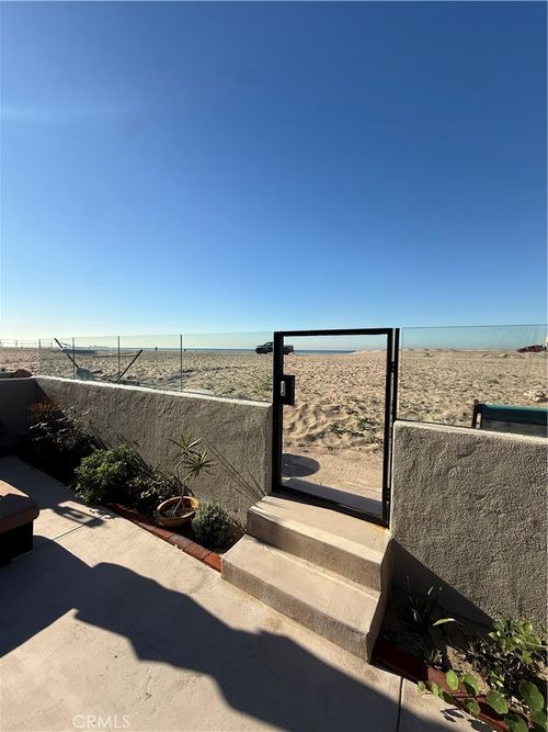 6947 Trolleyway, Playa del Rey, CA, 90293-7611 | Card Image