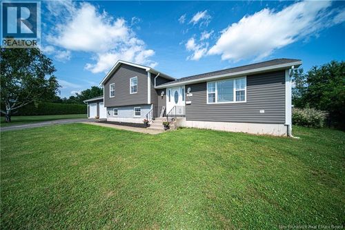 779 Waasis Rd, Oromocto, NB, E2V2N4 | Card Image