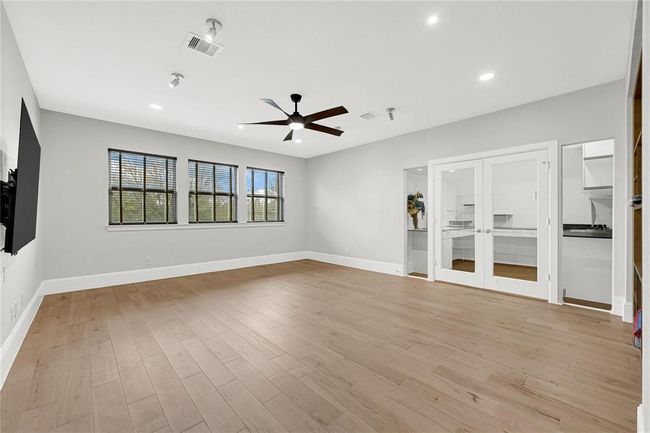 Living Room #2 | Image 17