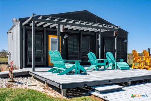646 S Quailrun Ave, Port LaVaca, TX, 77979-5918 | Card Image