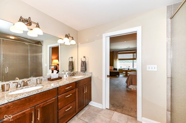 UNIT-303 - 333 Massachusetts Ave, Condo with 3 bedrooms, 2 bathrooms and null parking in Indianapolis IN | Image 37