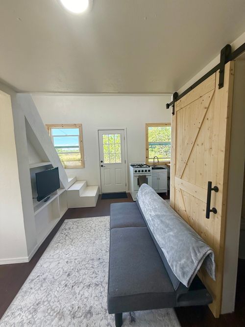 94 Pele St, NAALEHU, HI, 96772 | Card Image