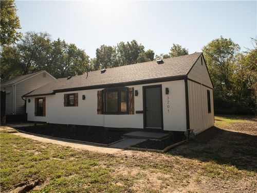 3201 Hagemann St, Kansas City, KS, 66106-4239 | Card Image