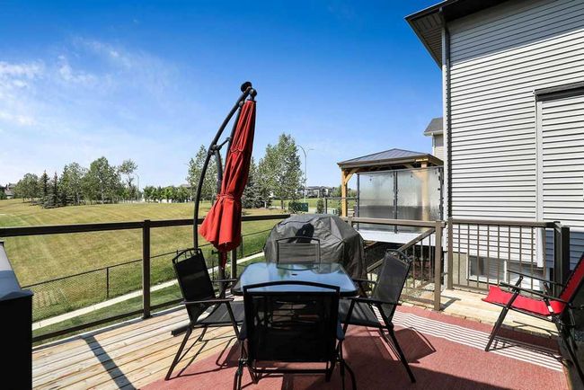 5 Drake Landing Loop, House detached with 3 bedrooms, 2 bathrooms and 5 parking in Okotoks AB | Image 19
