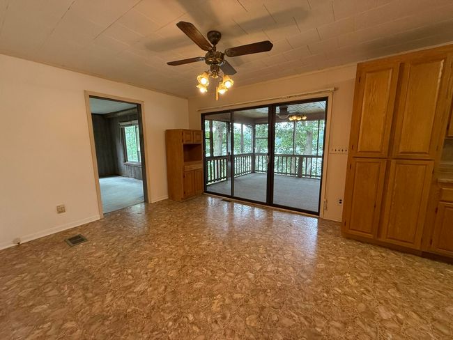 5696 Ridge (5) | Image 16