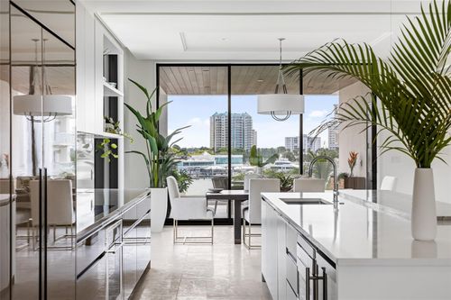 4-509 Golden Gate Pt, SARASOTA, FL, 34236-6654 | Card Image