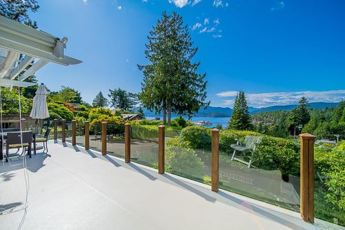 6245 Nelson Ave, West Vancouver, BC, V7W2A2 | Card Image