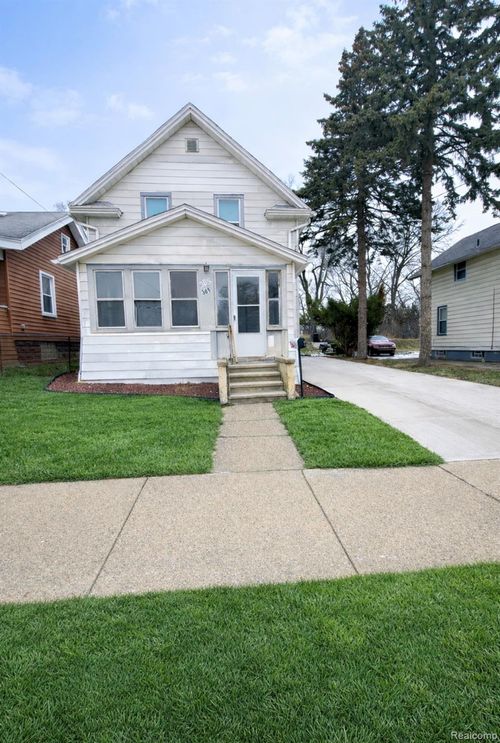385 Whittemore St, Pontiac, MI, 48342-3169 | Card Image