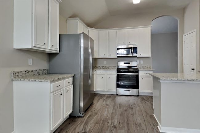 25818 Elmley Pl, House other with 3 bedrooms, 2 bathrooms and 2 parking in Spring TX | Image 7