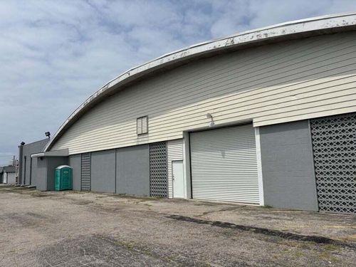 2305 Michigan 139, Benton Harbor, MI, 49022 | Card Image