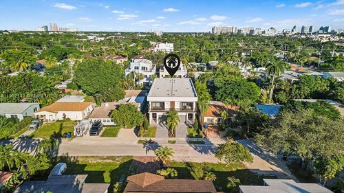 1220 Ne 13th Ave, Fort Lauderdale, FL, 33304-2214 | Card Image