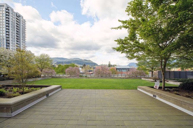 1708 - 3007 Glen Dr, Condo with 1 bedrooms, 1 bathrooms and 1 parking in Coquitlam BC | Image 23
