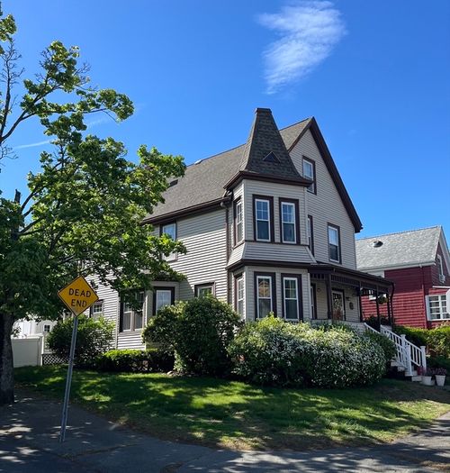 6 Minerva St, Swampscott, MA, 01907-1219 | Card Image