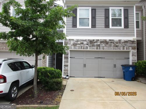2726 Kemp Ct, Conyers, GA, 30094-8901 | Card Image