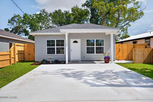 709 E 10th Ct, Panama City, FL, 32401-3451 | Card Image