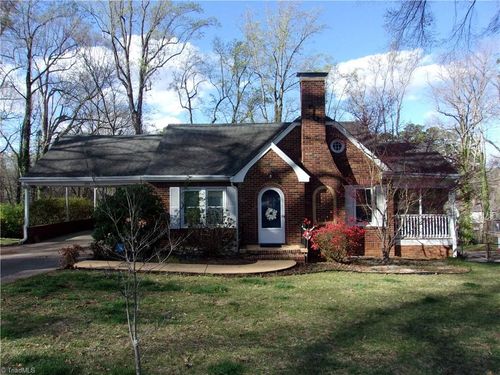 1254 Sunset Dr, Asheboro, NC, 27205-5126 | Card Image