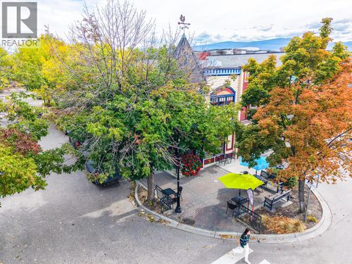 205-2903 Pandosy St, Kelowna, BC, V1Y1W1 | Card Image