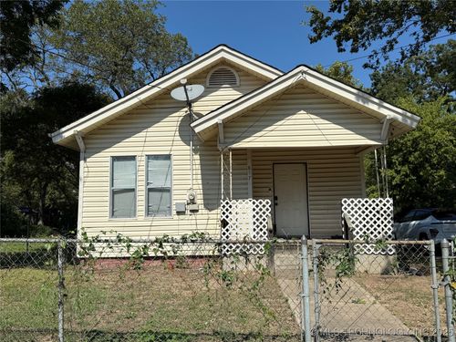 817 3rd Ave Ne, Ardmore, OK, 73401-7614 | Card Image