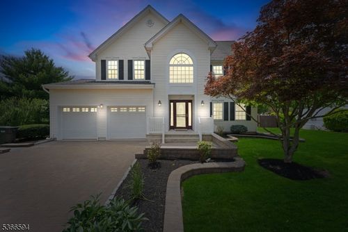17 Rolling Hills Dr, Somerset, NJ, 08873-5330 | Card Image