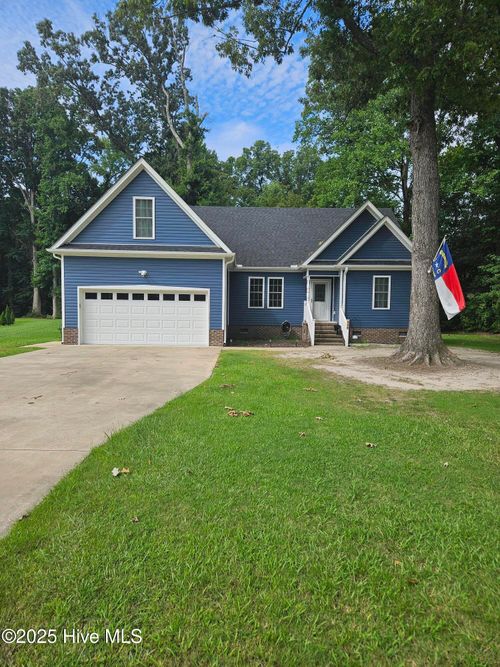 106 Poplar Cir, Hertford, NC, 27944-8171 | Card Image