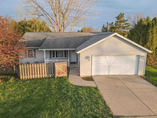 214 Mirro Drive, GILLETT, WI, 54124 | Card Image
