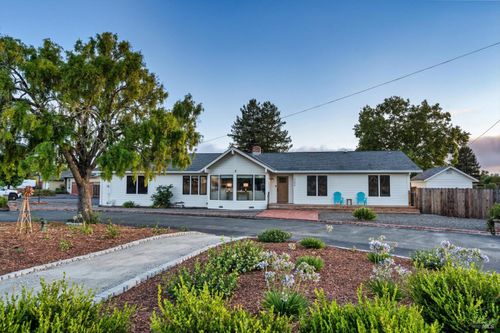 2294 Chester Drive, Penngrove, CA, 94951 | Card Image
