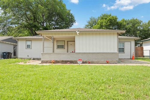 4654 Norris St, Fort Worth, TX, 76105-4337 | Card Image