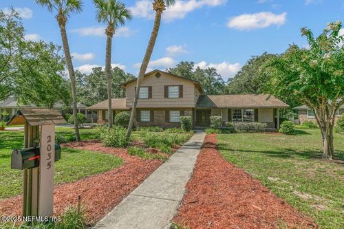 2035 Pompano Pkwy, Orange Park, FL, 32073-5826 | Card Image