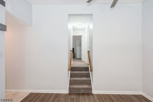 1 - 1 N Slope, Townhouse with 2 bedrooms, 1 bathrooms and null parking in Clinton NJ | Image 12