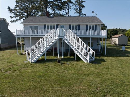 247 Pond Point Pl, Foster, VA, 23056-2041 | Card Image