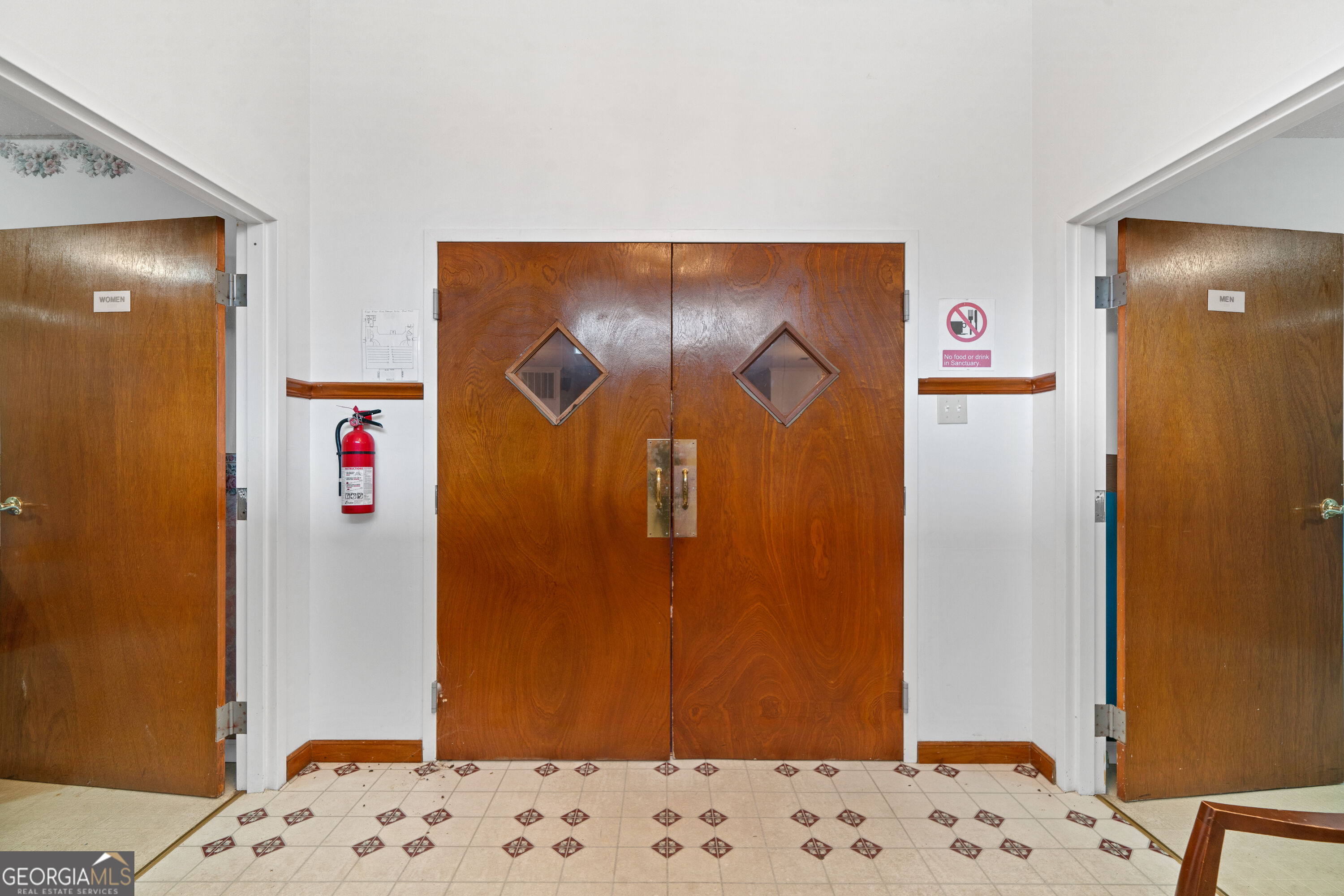 Commercial Sale in Macon 5