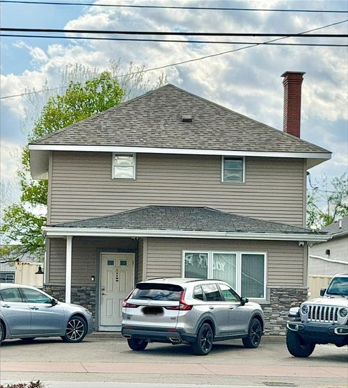 1180 National Pike, Hopwood, PA, 15445-2236 | Card Image