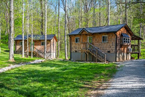 22 Still Hand Lane, Beattyville, KY, 41311 | Card Image