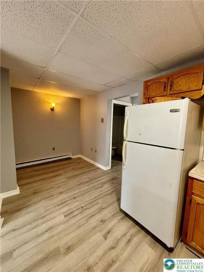 4 - 210 E Main St, Condo with 1 bedrooms, 1 bathrooms and null parking in Pen Argyl PA | Image 6