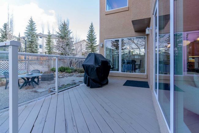 461 Sienna Heights Hill Sw, House other with 3 bedrooms, 3 bathrooms and 4 parking in Calgary AB | Image 22