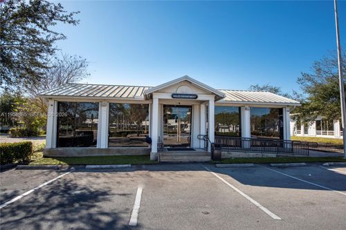 2980 W Oakland Park Blvd, Oakland Park, FL, 33311-1226 | Card Image