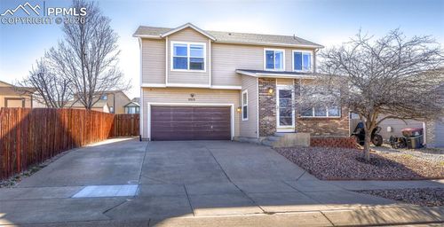 5515 Many Springs Dr, Colorado Springs, CO, 80923-5185 | Card Image