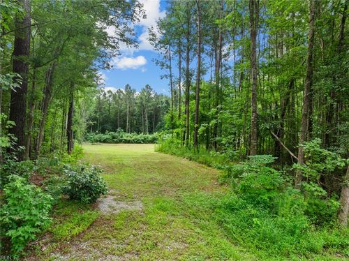 101 Pinto Dr, Moyock, NC, 27958-9455 | Card Image