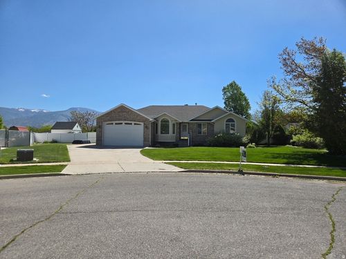 338 N 1090 W, Hyrum, UT, 84319-1063 | Card Image